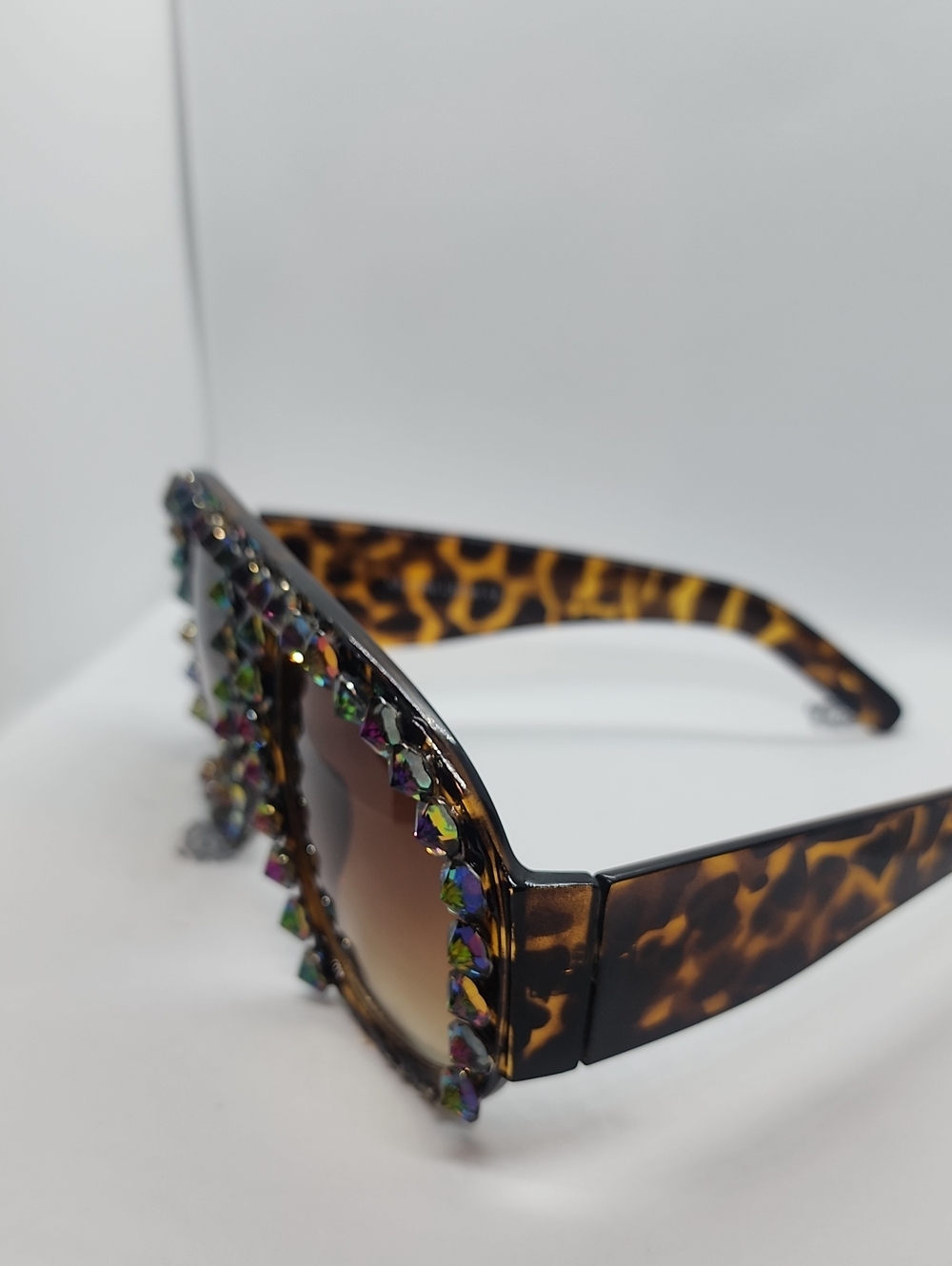 GASOLINE GLAMOUR  RING ROAD RUNNER DEVIL DRAGO GLASSES 🦜🦜🦜 - Picture 11 of 12